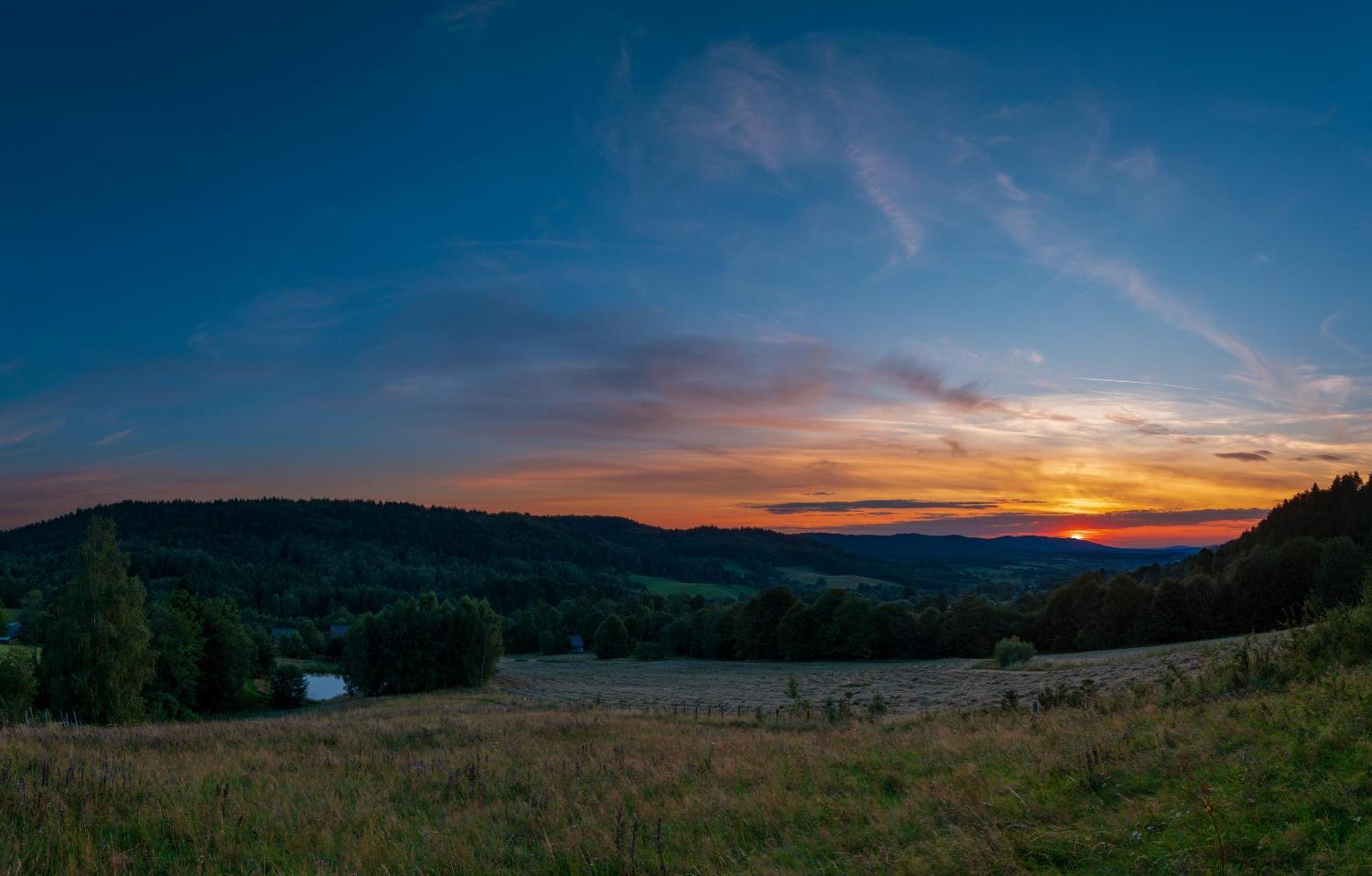 Rezydencja Bukowy Dwor ชาร์ดนา ภายนอก รูปภาพ